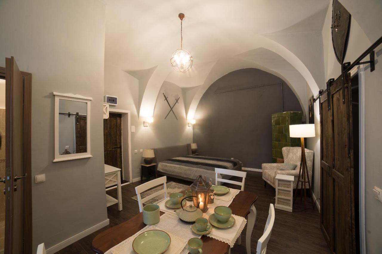Ultra Central Medieval Apartment Cluj Napoca Bagian luar foto